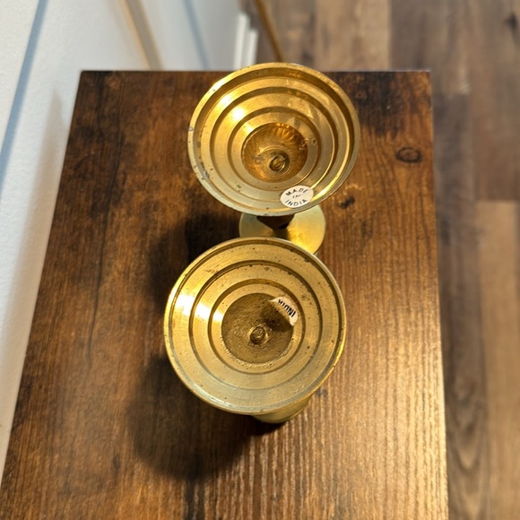 1970s Pair Of Vintage Brass Gold Twisted Candlestick Holders - Picture 6 of 6